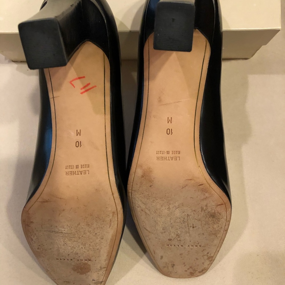 Anne Klein heels. Great for work. - Picture 5 of 8